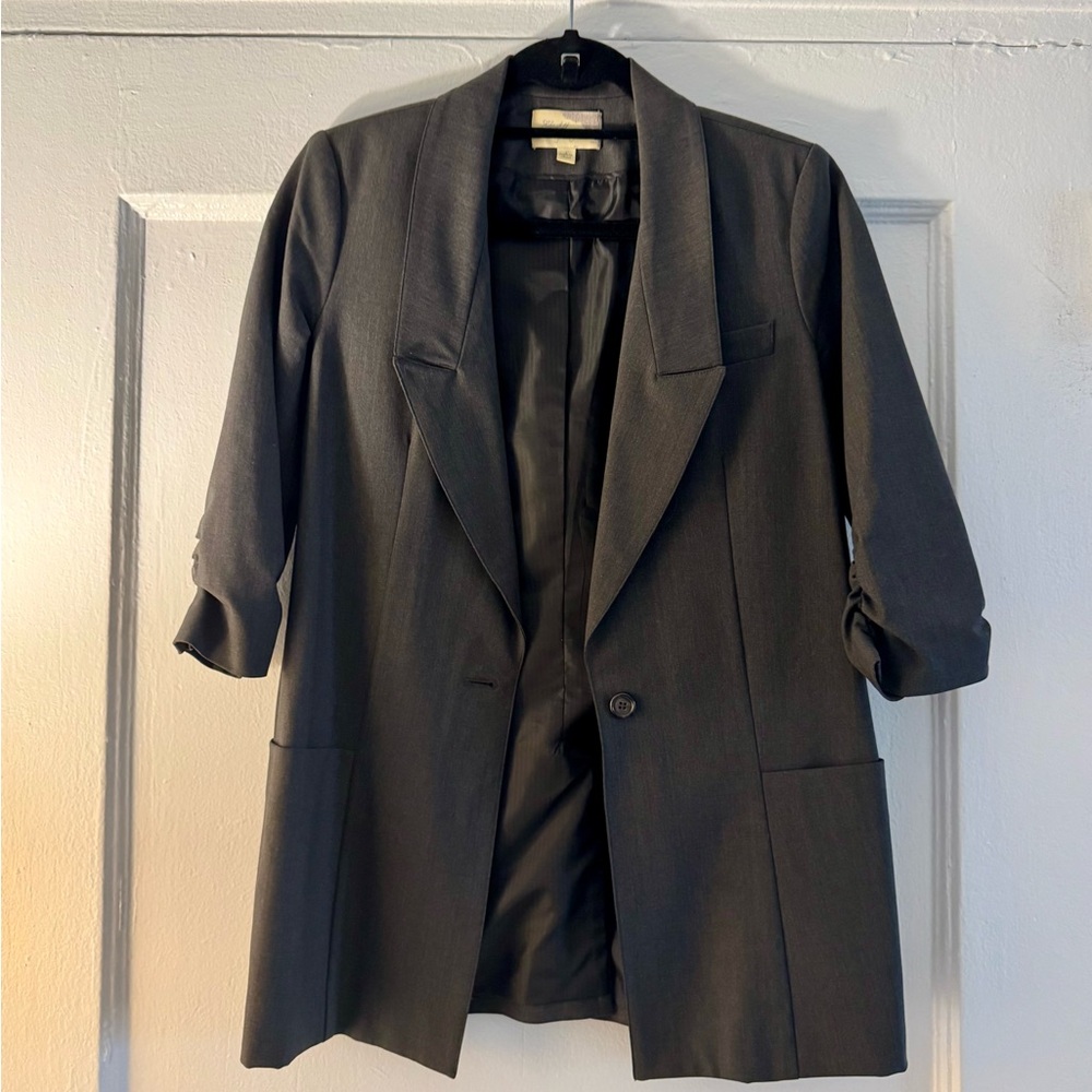 Elizabeth & James Stylish Gray Blazer